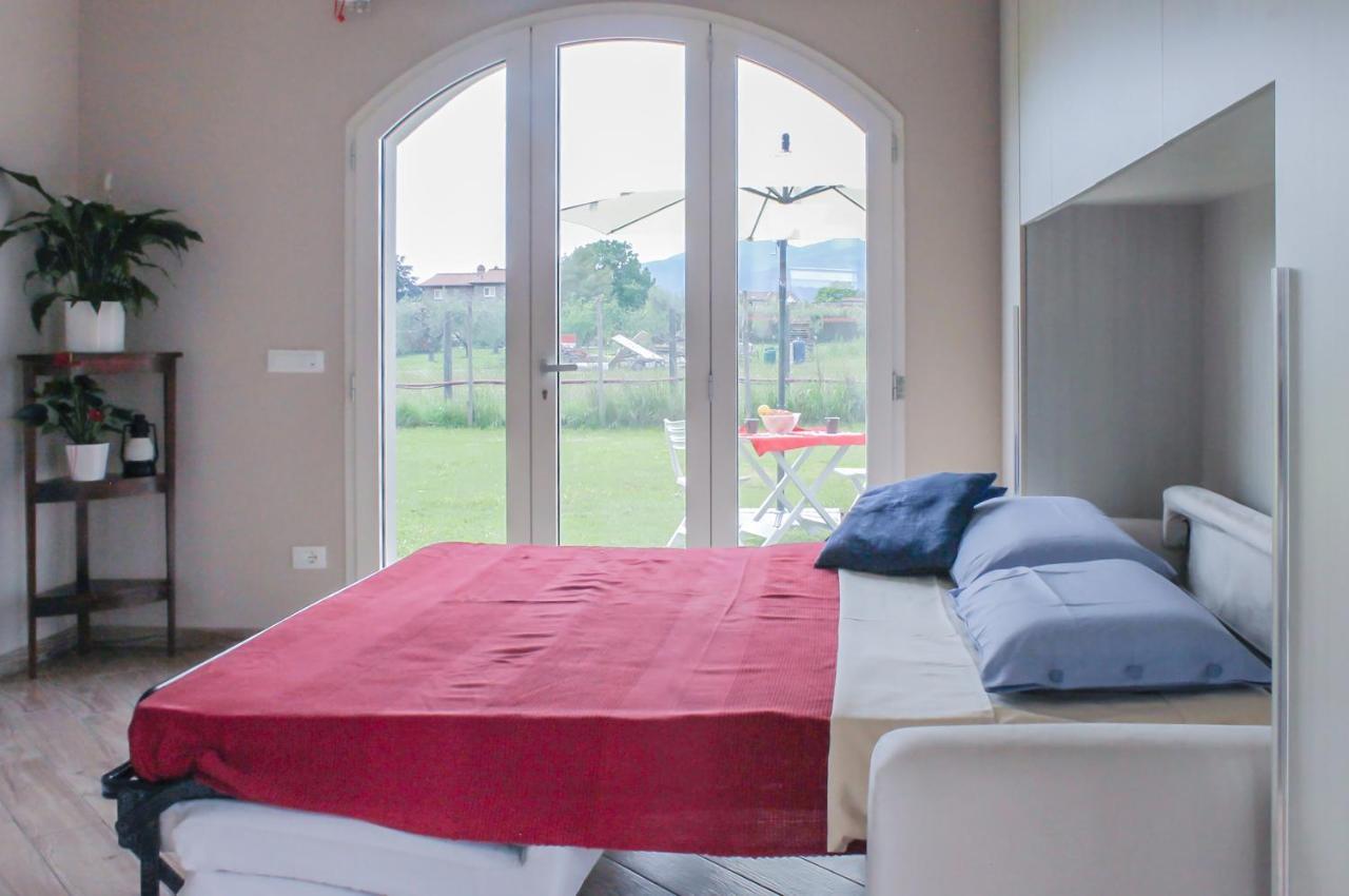 Modern Home With Private Parking Near The Station! Λούκα Εξωτερικό φωτογραφία